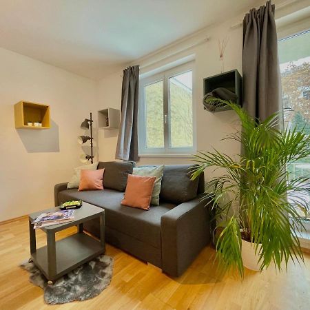 Premium Apartment With Balcony In Classy Area Viena Exterior foto